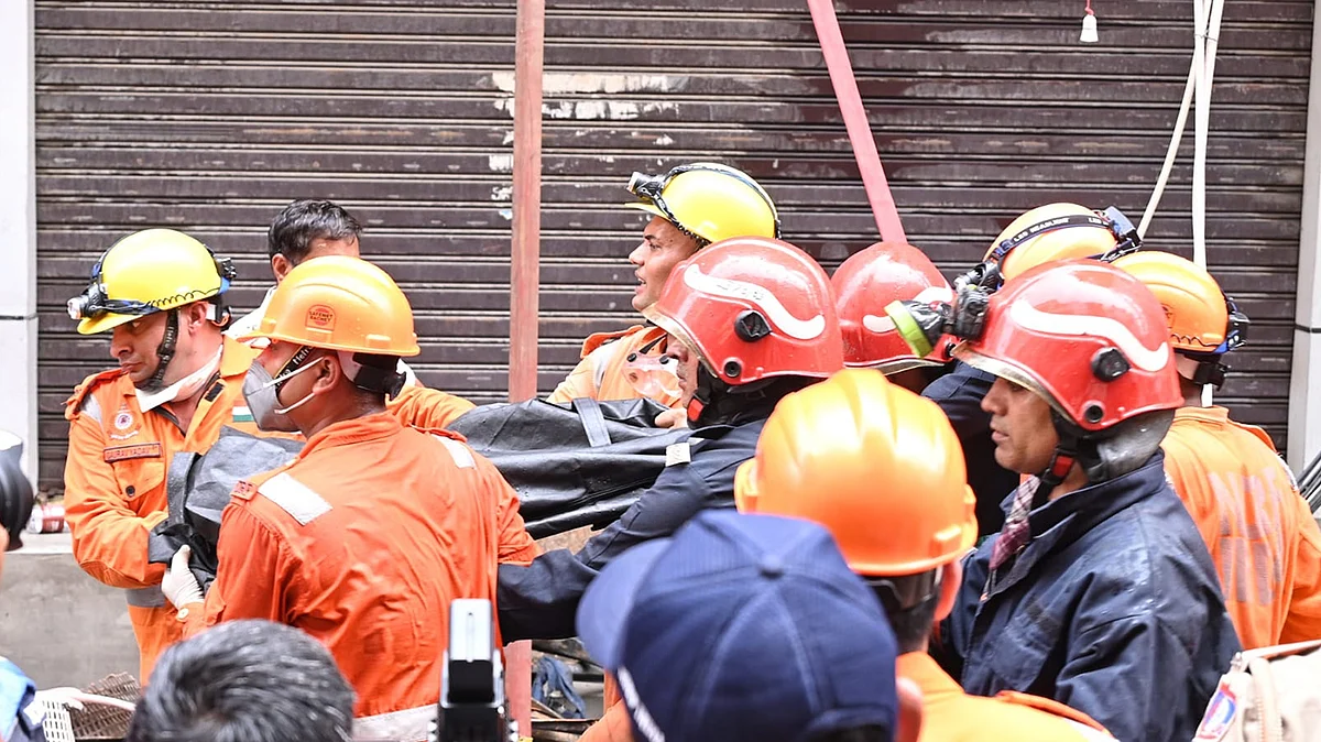 <div class="paragraphs"><p>تصویر قومی آواز / وپن</p></div>