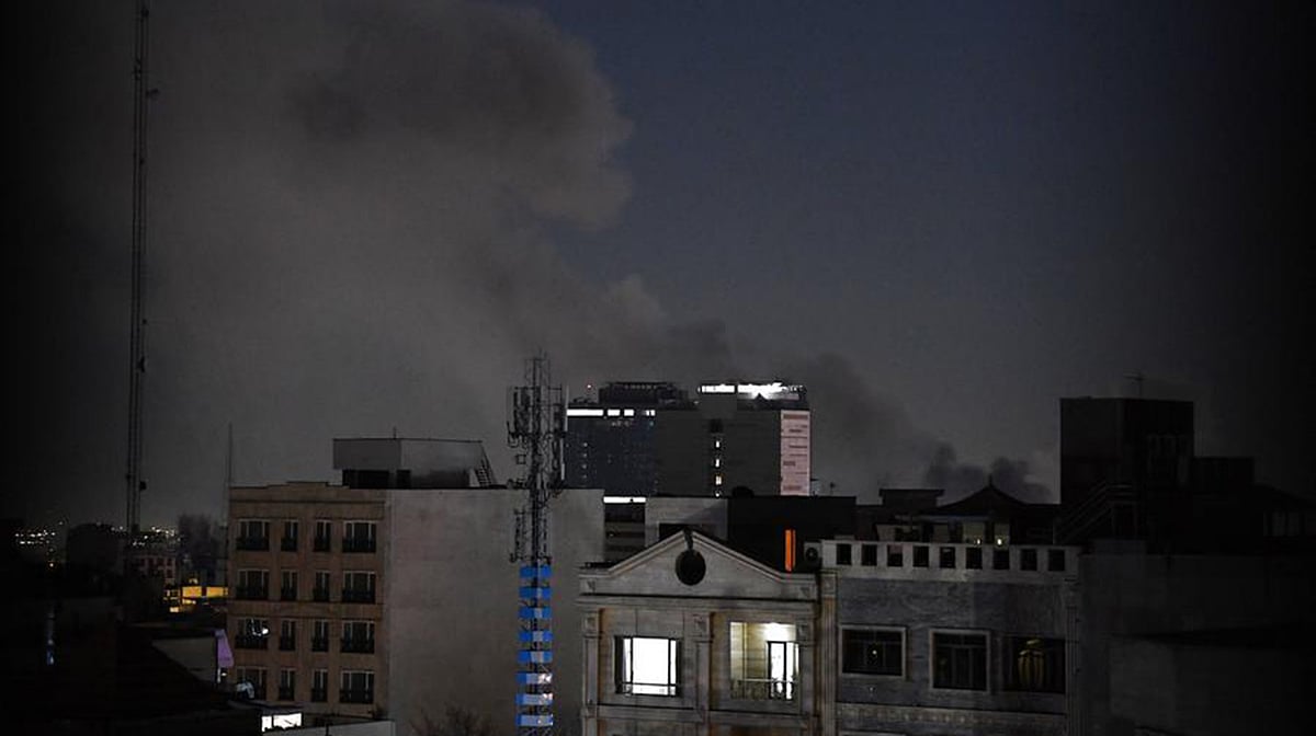 ایران کے سکیورٹی چیف علی لاریجانی کی ’شہادت کی تصدیق‘، امریکہ کا 5 ہزار پاؤنڈ بنکر شکن بموں سے ایرانی ٹھکانوں پر حملہ