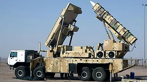 اسرائیلی جوہری تنصیبات کے حامل شہر پر ایران کا بیلسٹک میزائل حملہ، لرز اُٹھا ’لٹل انڈیا‘، ڈیمونا میں دفاعی نظام ناکام