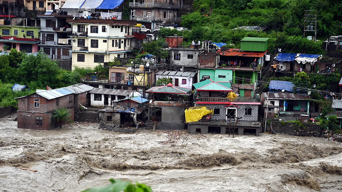 <div class="paragraphs"><p>ہماچل پردیش میں تباہی کا منظر / فائل فوٹو / یو این آئی</p></div>