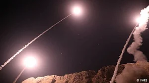 ’ بدل گیا جنگ کا جغرافیہ‘! ایران نے اسرائیل کے جوہری شہر پر حملے کے بعد کیا بڑا دعویٰ