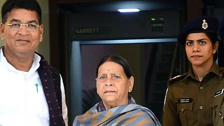 <div class="paragraphs"><p>رابڑی دیوی، تصویر/آئی اے این ایس</p></div>