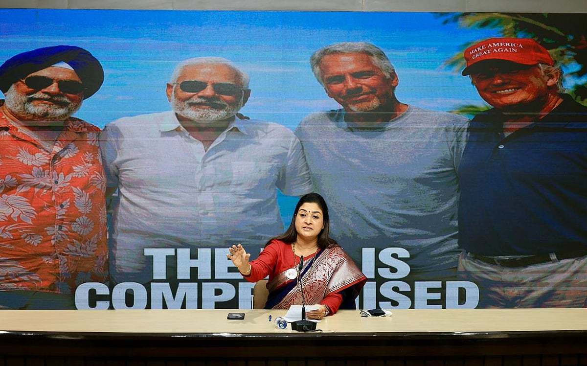 الکا لامبا کا بی جے پی پر بڑا حملہ: 44 عوامی نمائندوں پر سنگین الزامات، تصاویر کے ساتھ پیش کی پوری تفصیل