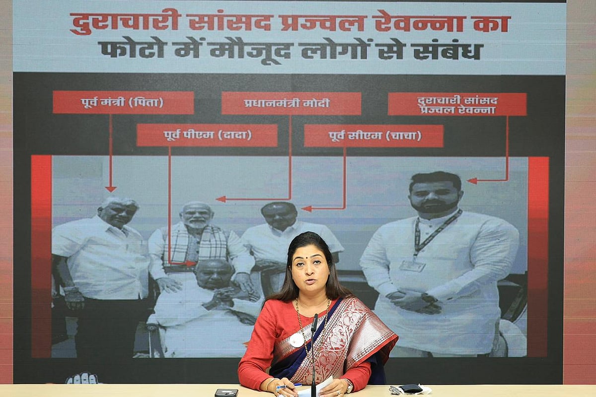 الکا لامبا کا بی جے پی پر بڑا حملہ: 44 عوامی نمائندوں پر سنگین الزامات، تصاویر کے ساتھ پیش کی پوری تفصیل