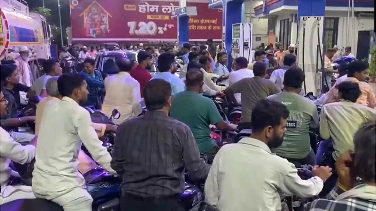 <div class="paragraphs"><p>فوٹو ویڈیو گریپ</p></div>