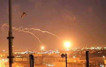 سعودی عرب میں ایئربیس پر ایران کا حملہ، کئی امریکی فوجی زخمی، ایندھن فراہم کرنے والے طیارے تباہ