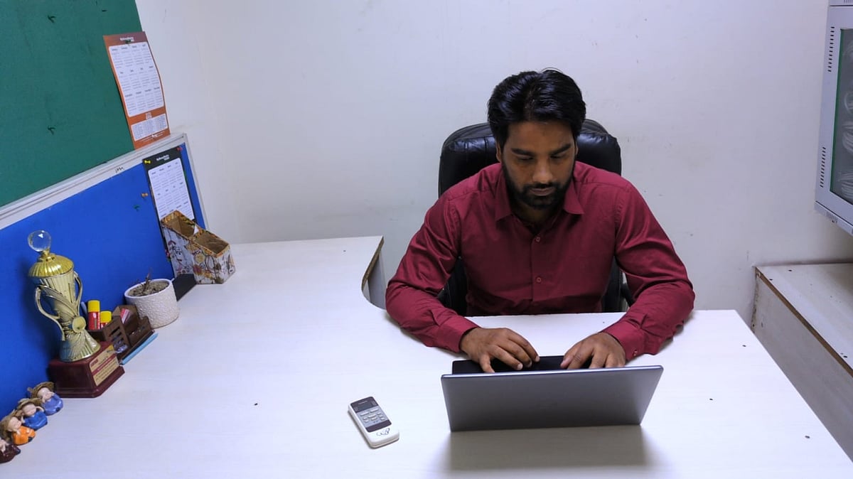 ہم ہیں کامیاب-6: عاشق کی محنت رنگ لائی، معاشی مسائل میں پھنسے لوگوں کا راہنما بن کر ابھر رہا ’اے آئی فائنانشیل سروسز‘