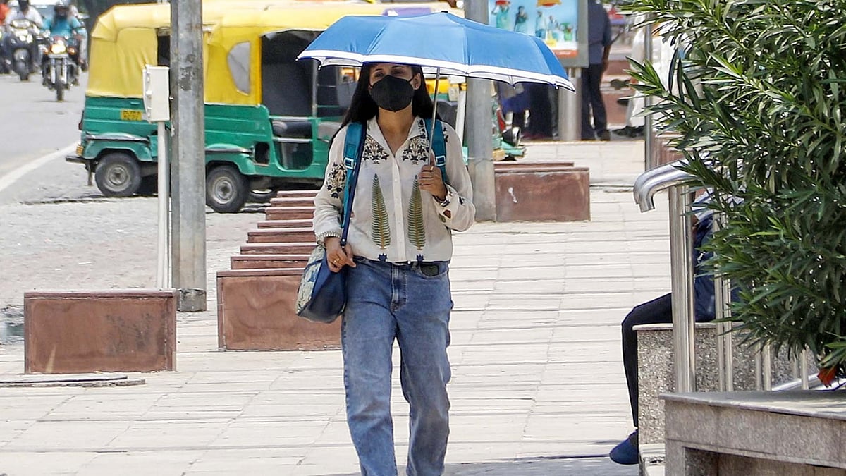 شمال مشرق میں شدید بارش، ہماچل سے اڈیشہ تک چلیں گی تیز ہوائیں، دہلی۔این سی آر کے درجہ حرارت میں اُتار چڑھاؤ کا امکان