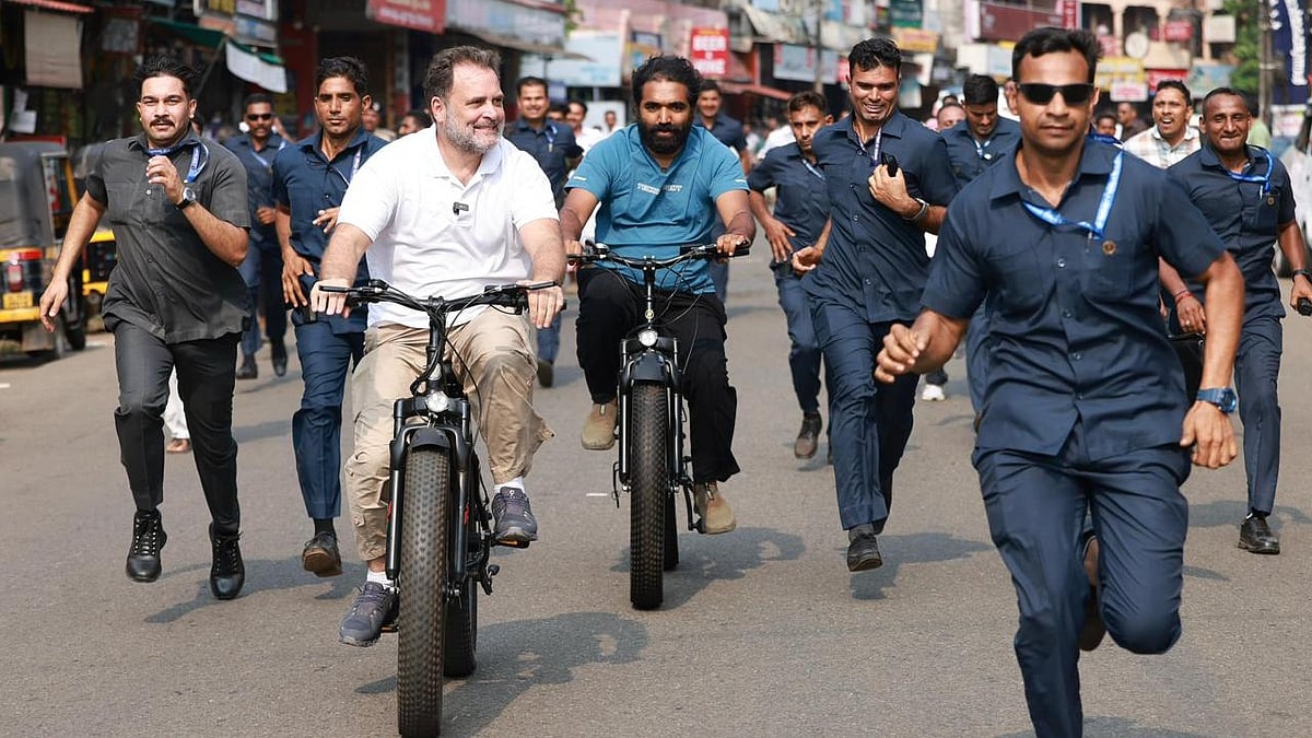 <div class="paragraphs"><p>کیرالہ میں سائیکل چلاتے ہوئے راہل گاندھی، تصویر ’ایکس‘ <a href="https://x.com/INCIndia">@INCIndia</a></p></div>