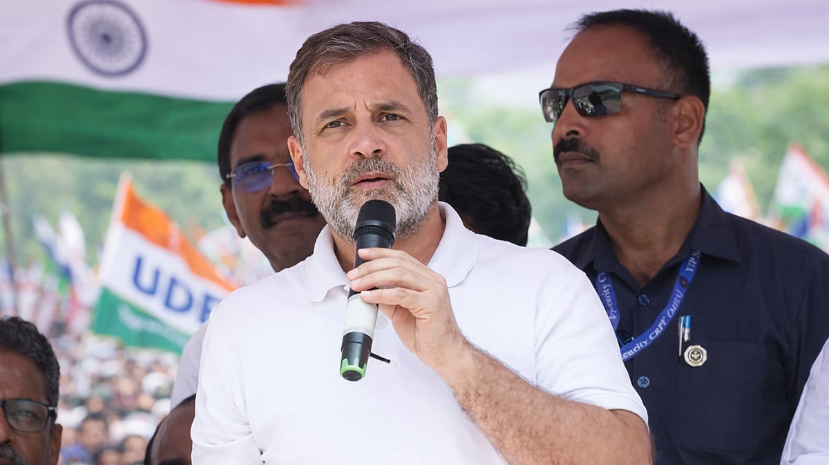 <div class="paragraphs"><p>کیرالہ میں کارنر میٹنگ سے خطاب کرتے راہل گاندھی / ویڈیو گریب</p></div>