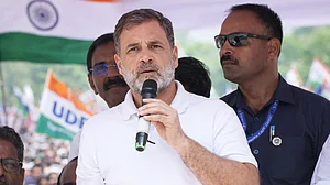 <div class="paragraphs"><p>کیرالہ میں کارنر میٹنگ سے خطاب کرتے راہل گاندھی / ویڈیو گریب</p></div>