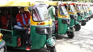 <div class="paragraphs"><p> علامتی تصویر</p></div>