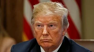 ہندوستانی میڈیا کی ایک رپورٹ نے بگاڑ دیا ٹرمپ کا کھیل، انڈونیشیا کے ’آبنائے ملکّا‘ پر نظر رکھنا چاہتا تھا امریکہ