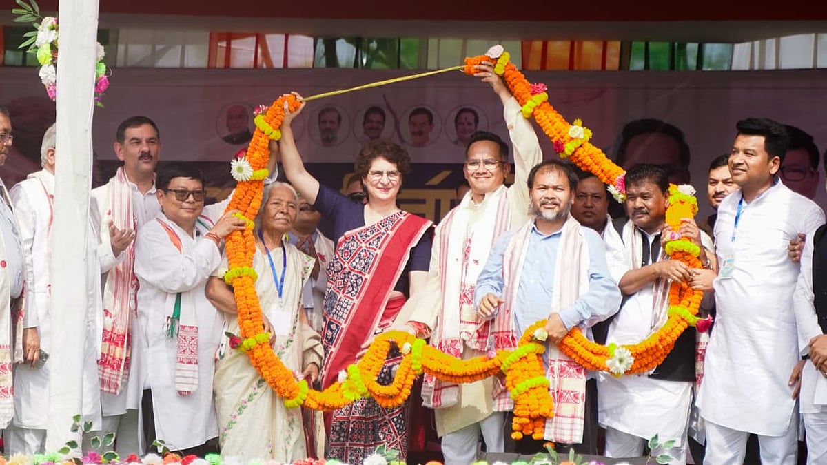 <div class="paragraphs"><p>آسام میں انتخابی تشہیر کے دوران کانگریس جنرل سکریٹری پرینکا گاندھی، تصویر ’ایکس‘&nbsp;<a href="https://x.com/INCIndia">@INCIndia</a></p></div>