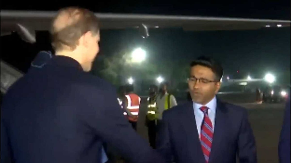 <div class="paragraphs"><p>فوٹو ویڈیو گریپ</p></div>