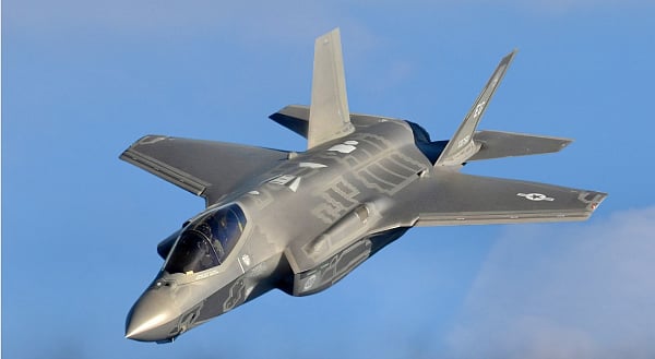 ’امریکی جنگی طیارہ ایف-35 کا پائلٹ ہمارے قبضہ میں، ریسکیو کرنے پہنچے ہیلی کاپٹر کو بھی مار گرایا‘، ایران کا دعویٰ