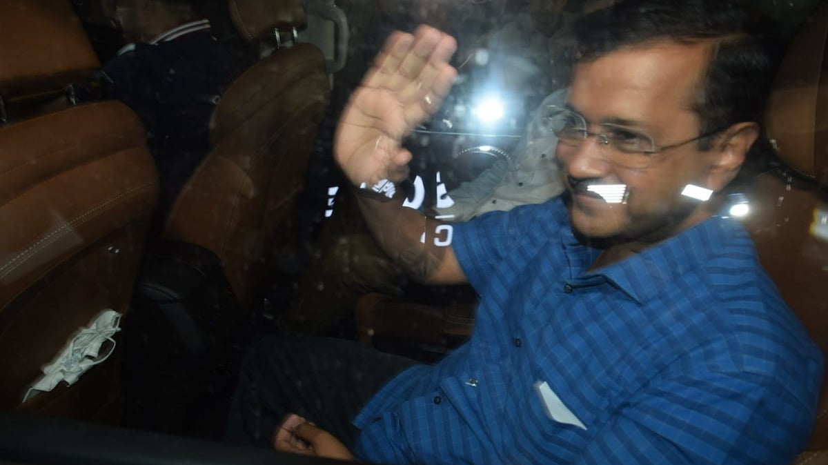 اب تک کئی بڑے رہنما اروند کیجریوال کو چھوڑ چکے ہیں!