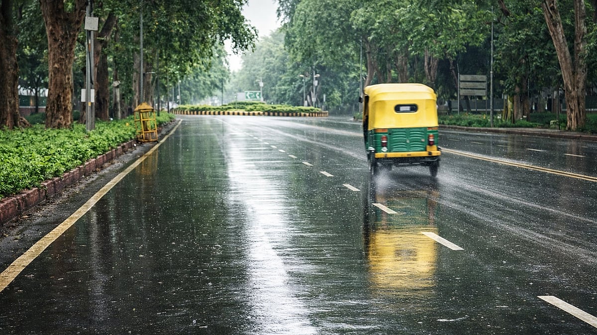 <div class="paragraphs"><p>دہلی میں بارش کی فائل تصویر</p></div>