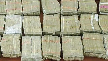 <div class="paragraphs"><p>تصویر :</p></div>