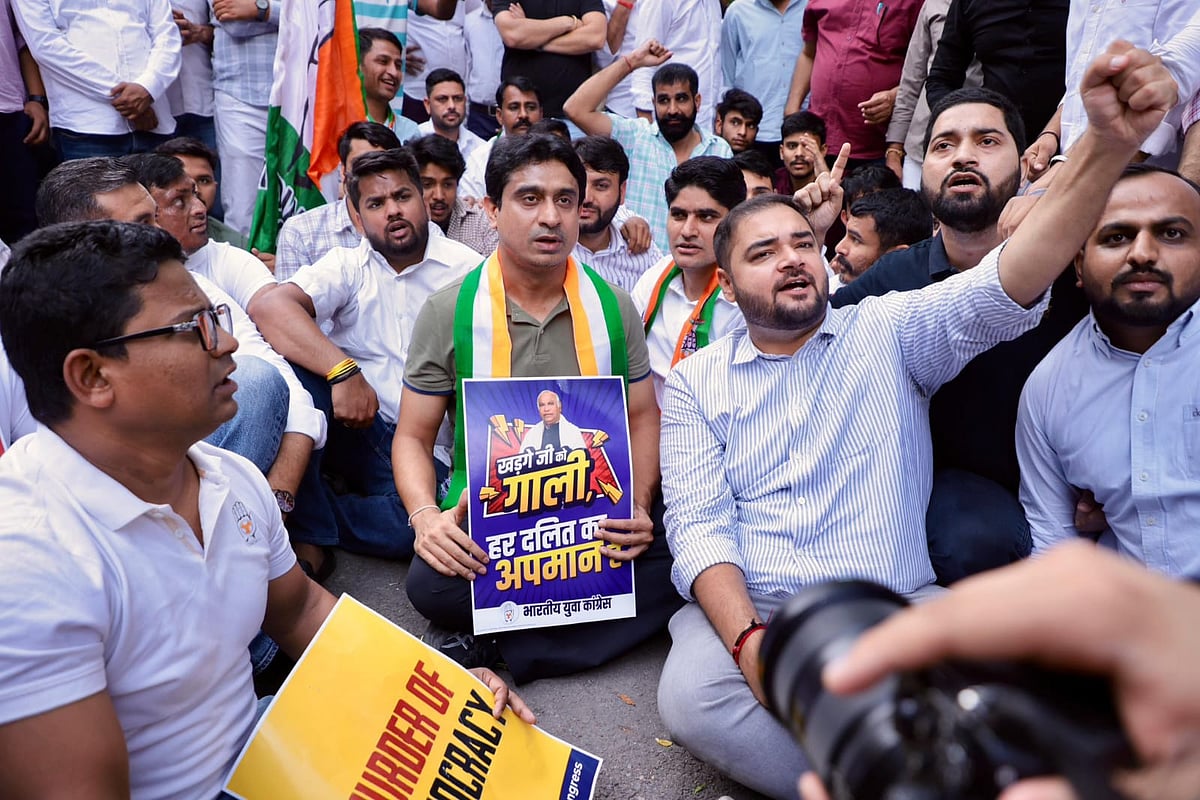 ’کھڑگے کے خلاف توہین آمیز زبان پوری اپوزیشن کی توہین‘، انڈین یوتھ کانگریس کا ہیمنت بسوا سرما کے خلاف شدید احتجاج