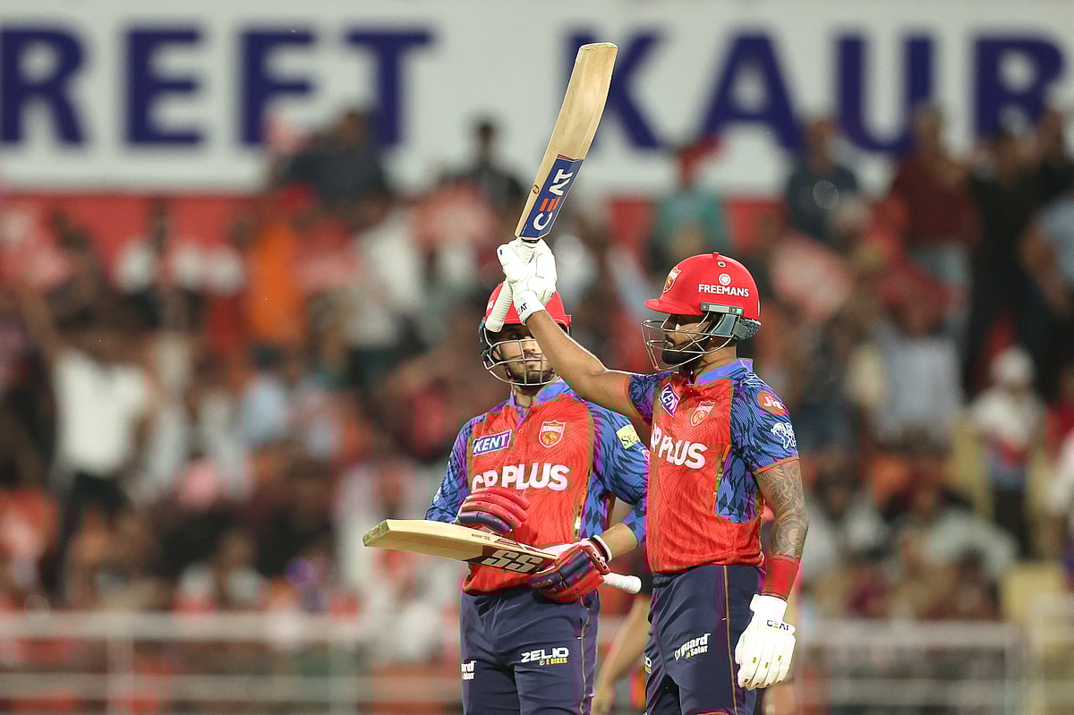 <div class="paragraphs"><p>پنجاب کے کپتان شریئس ایر نصف سنچری بنانے کے بعد، تصویر ’ایکس‘ @IPL</p></div>