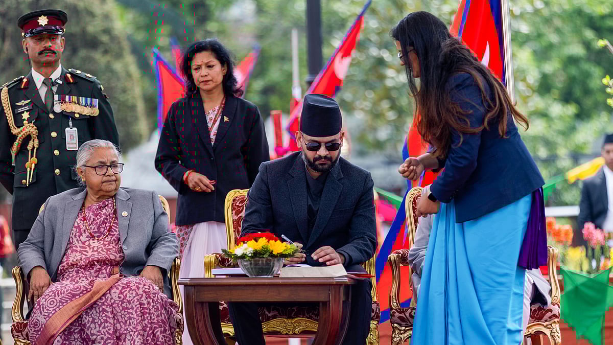 <div class="paragraphs"><p>نیپال کے وزیر اعظم بالین شاہ حلف لیتے ہوئے / آئی اے این ایس</p></div>