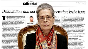 اصل تنازعہ خواتین ریزرویشن نہیں بلکہ حدبندی کا ہے....سونیا گاندھی