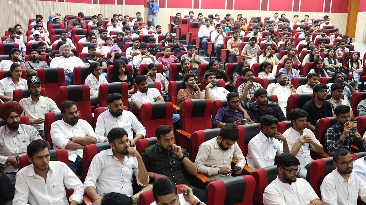 <div class="paragraphs"><p>’سماجک نیائے سمیلن‘ میں موجود سامعین، تصویر ’ایکس‘ <a href="https://x.com/nsui">@nsui</a></p></div>