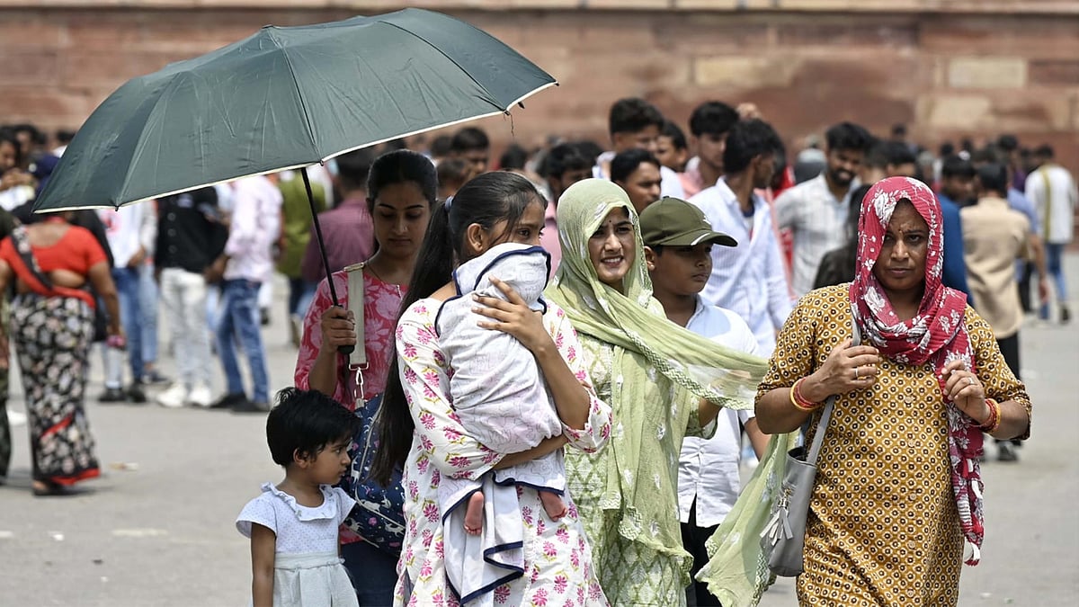 <div class="paragraphs"><p>دہلی میں گرمی / قومی آواز / وپن</p></div>