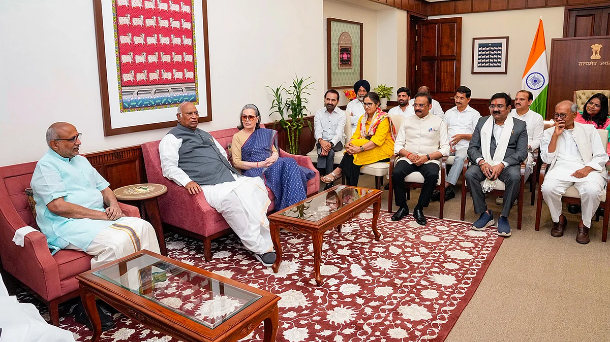 <div class="paragraphs"><p>آئی اے این ایس</p></div>