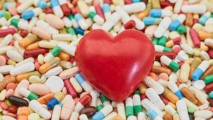 <div class="paragraphs"><p>ادویات (فائل فوٹو)</p></div>