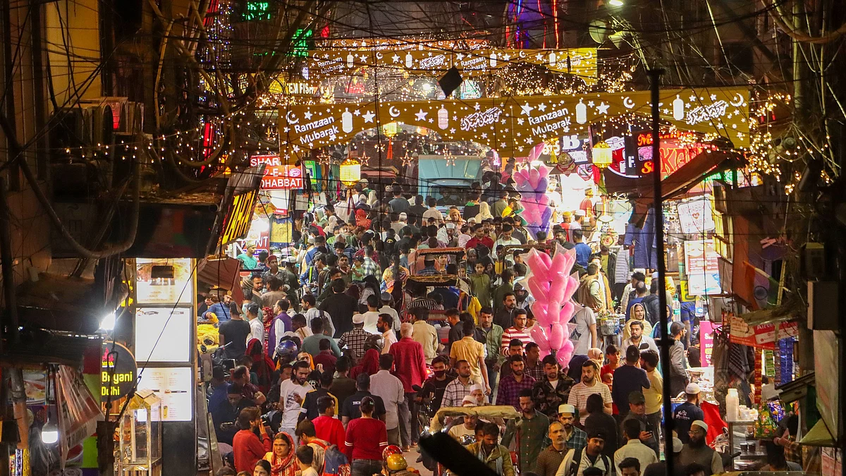 <div class="paragraphs"><p>دہلی کا بازار / آئی اے این ایس</p></div>