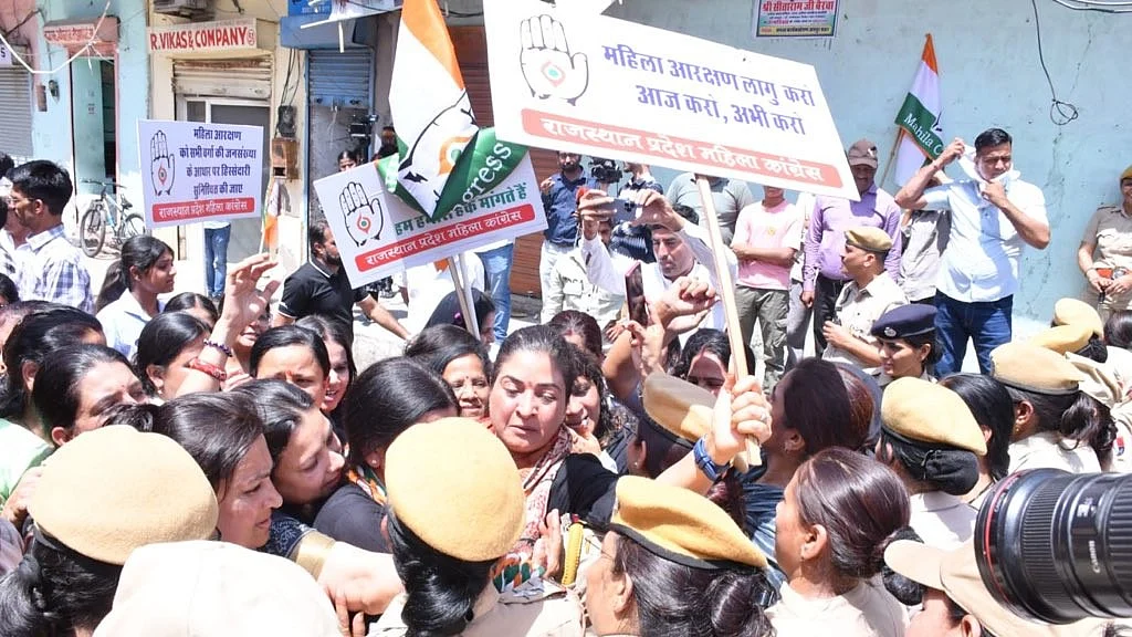 <div class="paragraphs"><p>الکا لامبا، تصویر بشکریہ&nbsp;@INCRajasthan</p></div>