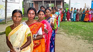 مغربی بنگال اور تمل ناڈو میں ریکارڈ ووٹنگ، عوام کا بھرپور جوش، 89.93 اور 82.24 فیصد پولنگ درج