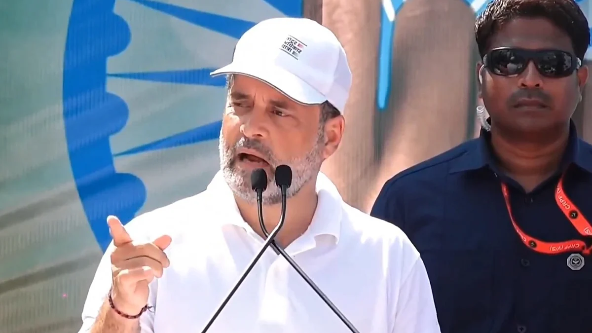 <div class="paragraphs"><p> راہل گاندھی</p></div>