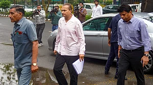 انل امبانی سے جڑے بینک فراڈ کیس میں سی بی آئی و ای ڈی کی رپورٹ ریکارڈ پر، سپریم کورٹ میں سماعت اگلے ہفتے مقرر