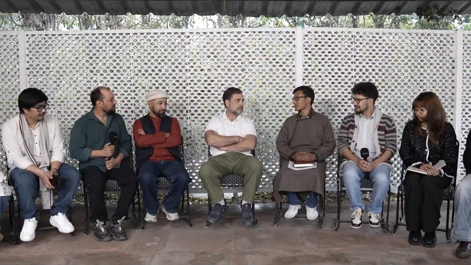 <div class="paragraphs"><p>ویڈیو گریب</p></div>