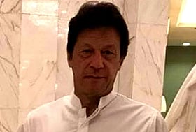 International Cricket Captains Demand Better Health Care for Imran Khan