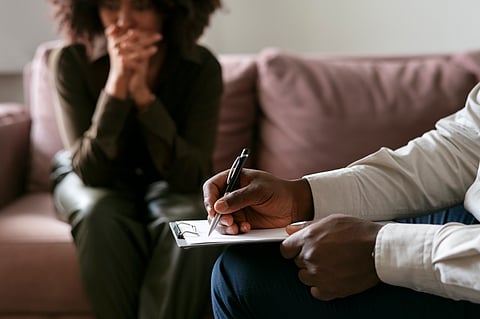 Online PTSD Therapy vs. Traditional In-Person Therapy: Which is Right for You?