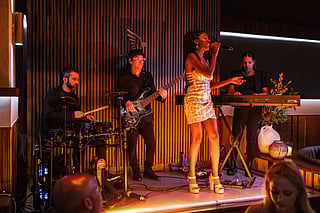 Performers at Sparrow Italia