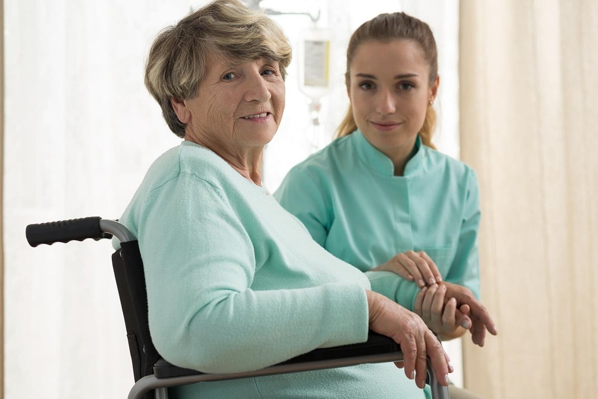 Expert Tips: Choosing the Right Retirement Community for Elderly Loved Ones