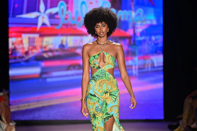 Tropical Prints and Bold Cutouts Light Up the Luli Fama Runway