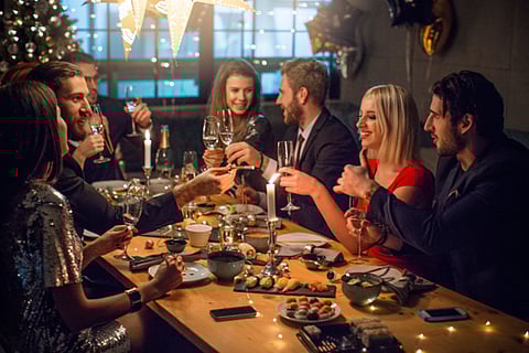 10 Ways to Turn a Dinner Into a Stylish Experience