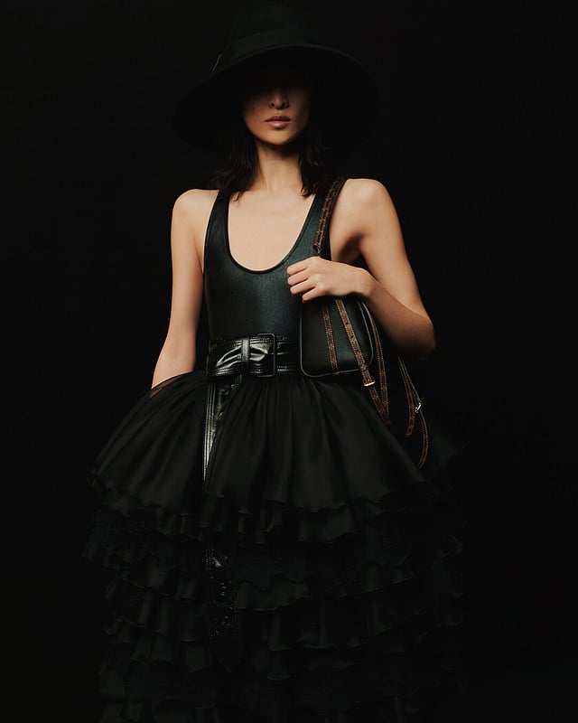 Louis Vuitton Launch: Express Bag Redefines Timeless Travel Style