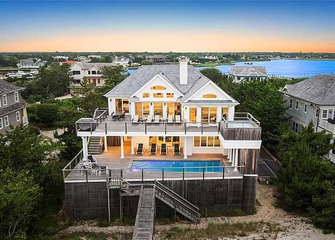 How Far Are the Hamptons from New York City? Your Complete Travel Guide