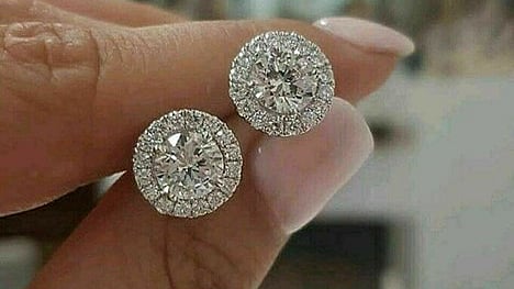 Diamond Studs: Timeless Elegance for Everyday Wear