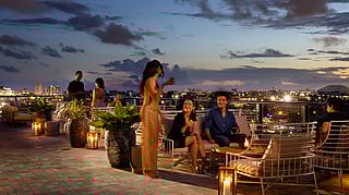 Arlo Wynwood Rooftop Evening Ambiance