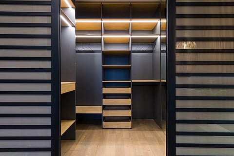 Essential Considerations for Planning a Custom Wardrobe Closet