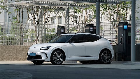 Tesla Luxury EVs Lose Ground In U.S. And EU To BMW And Mercedes