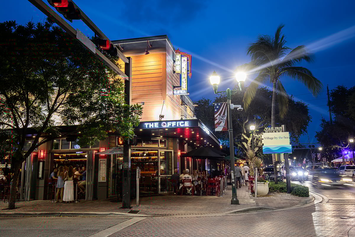 Delray Beach Mediterranean Restaurant Listed for $725K: Atlantic Avenue Business Sale Highlights South Florida Market
